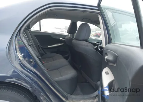 2011 Toyota Corolla S z USA, uszkodzony, nr VIN 2T1BU4EE3BC624425